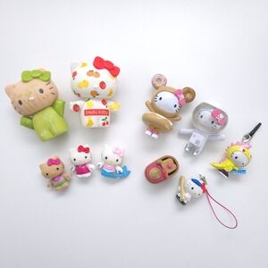Sanrio Hello Kitty Mini Figure Lot